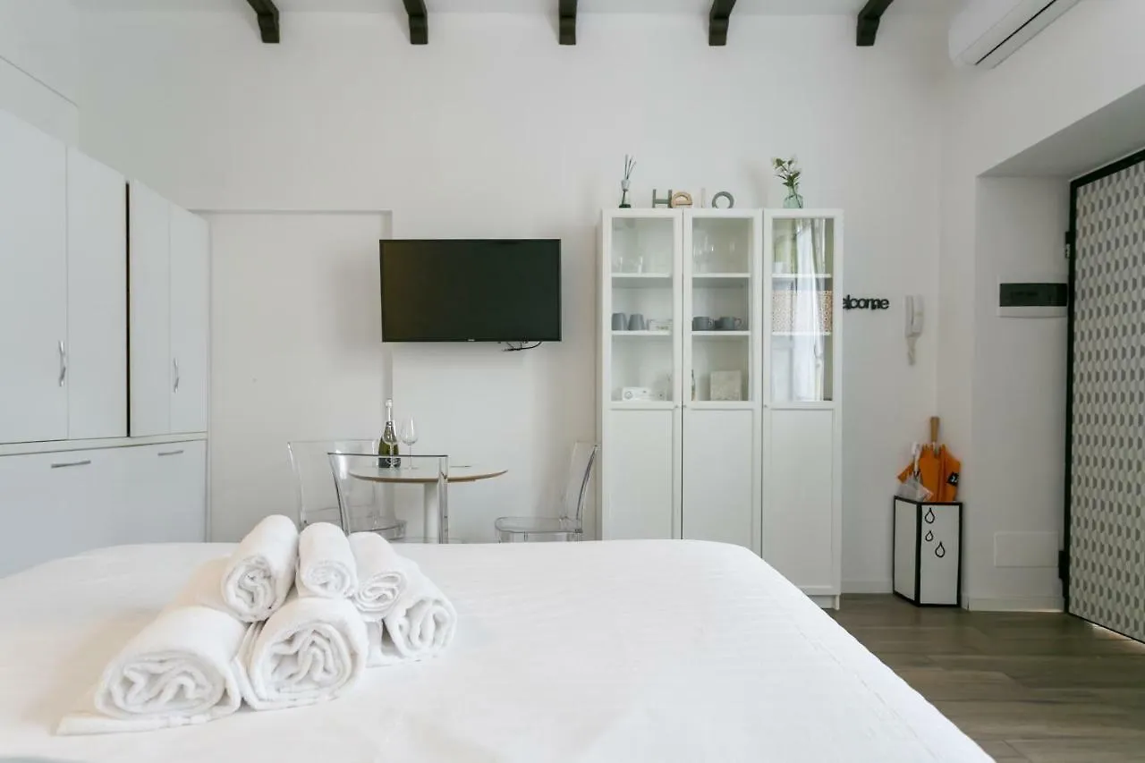 Milano Apartments Naviglio 이탈리아